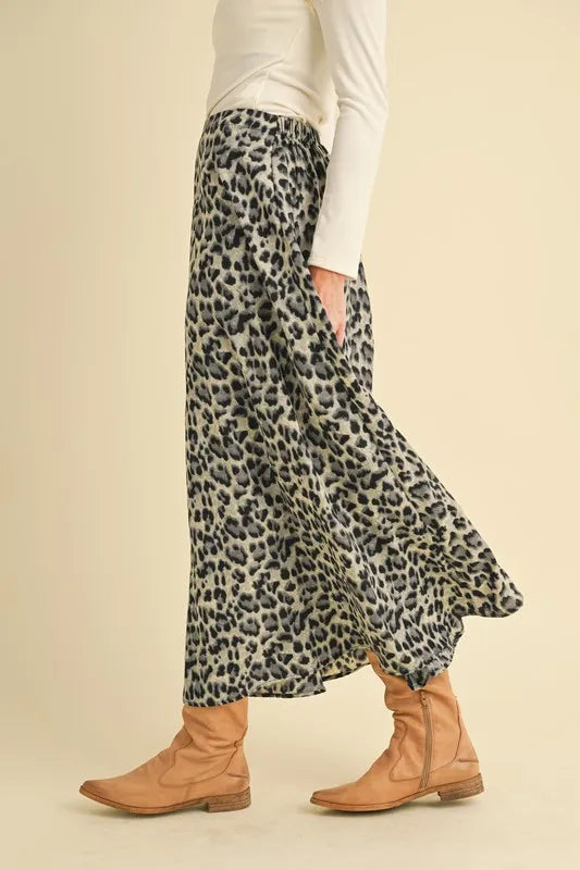 Leopard midi skirt, flowing A-line silhouette with side seam pockets