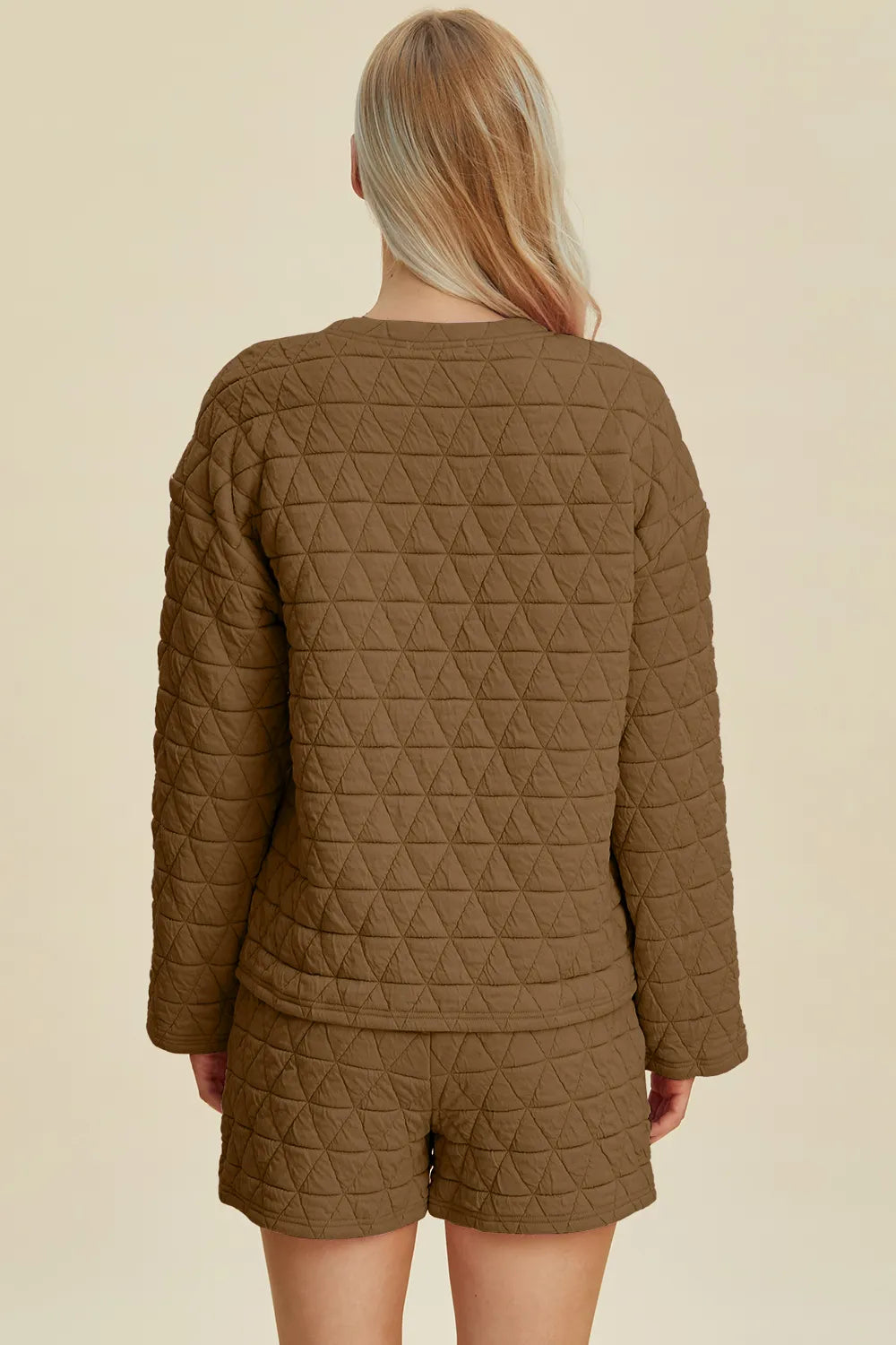 Coffee brown quilted back long-sleeve round-neck top and matching shorts set