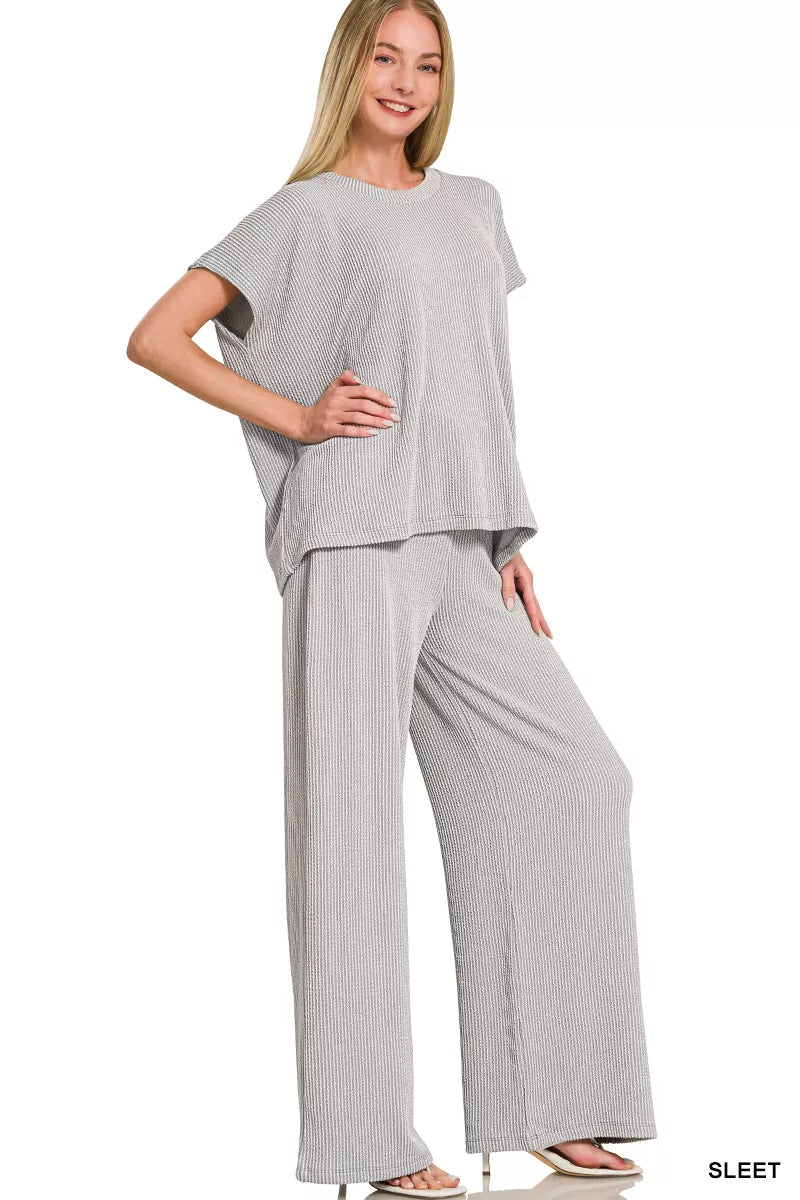 Relaxed top & wide-leg pants set in SLEET gray, crew neck short sleeves