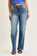 Mid-rise 90s straight jeans in medium wash, front pockets and zipper fly