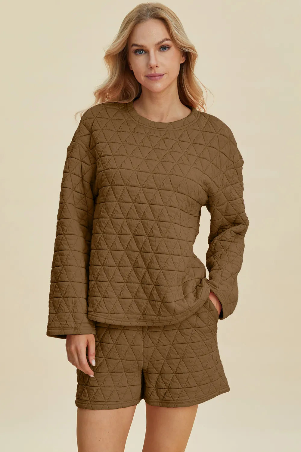 Coffee brown quilted long-sleeve round-neck top with matching shorts set