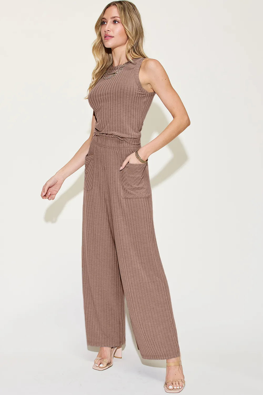 Mocha ribbed tank and wide-leg pants set with crew neck and side pockets