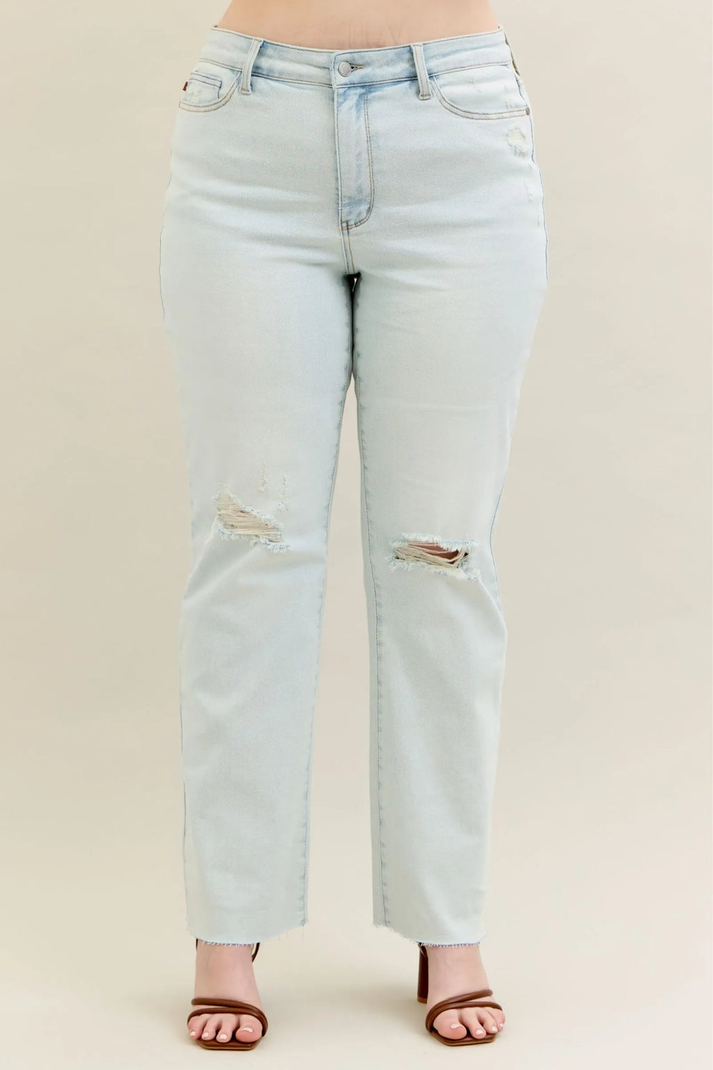 Light Bootcut Jeans vorne mit Destroyed-Details und fransigem Saum (Plus Size)