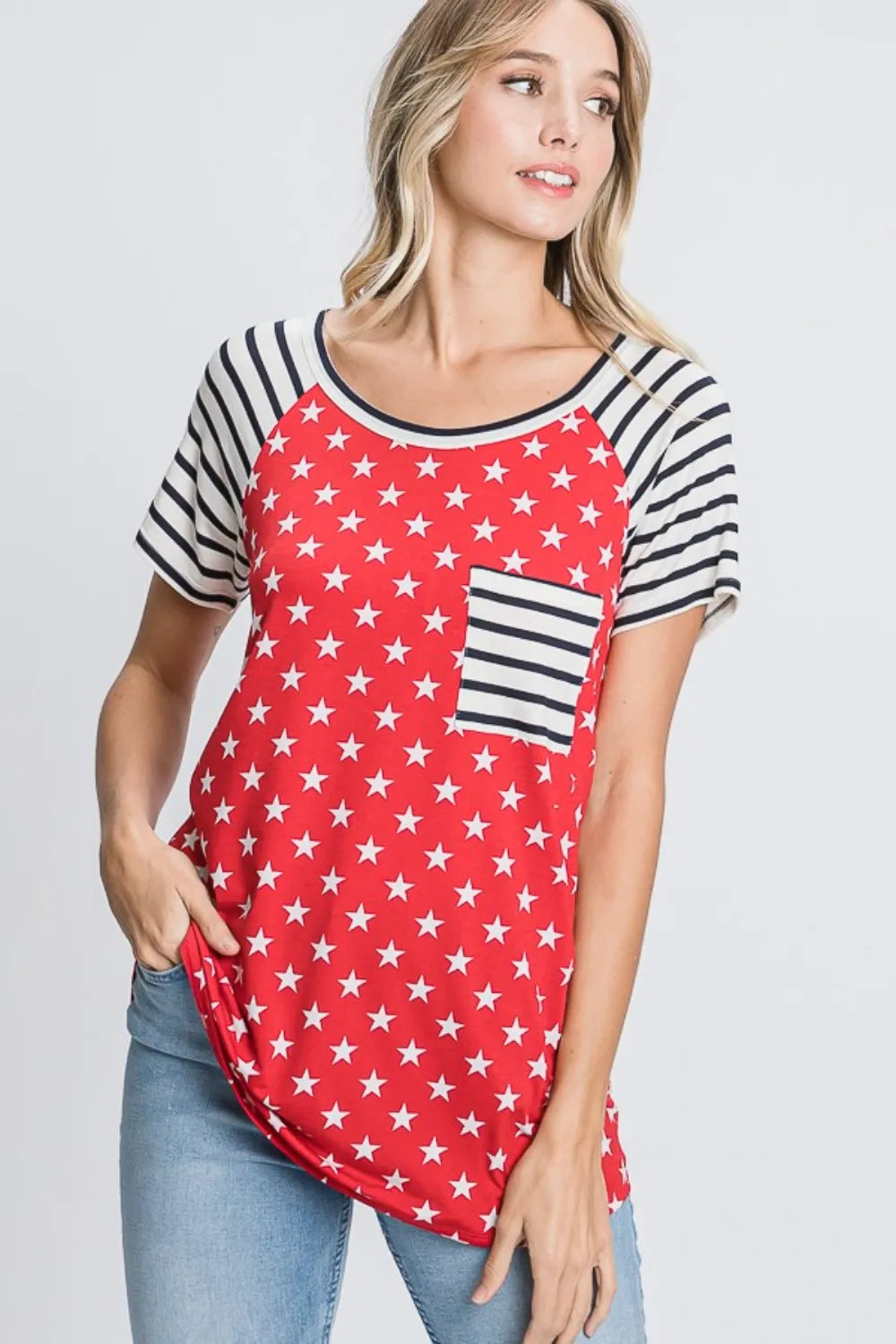 Red star print plus-size T-shirt with navy striped sleeves and square pocket