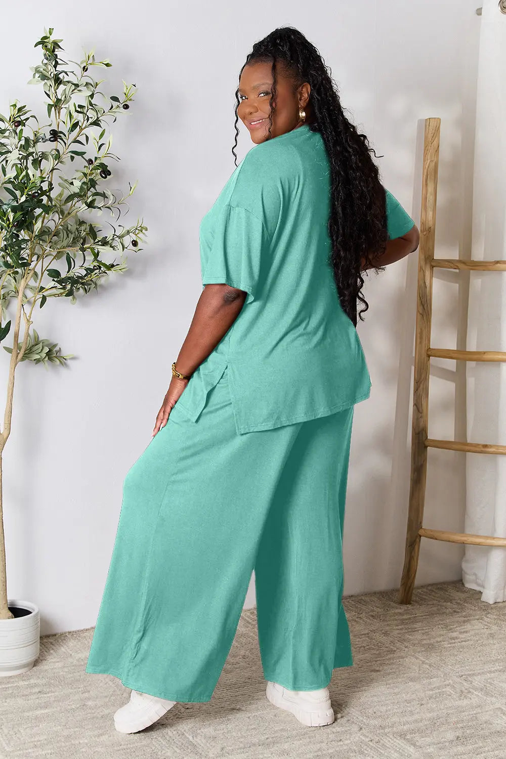 Teal back view of round-neck slit top and wide-leg pants set