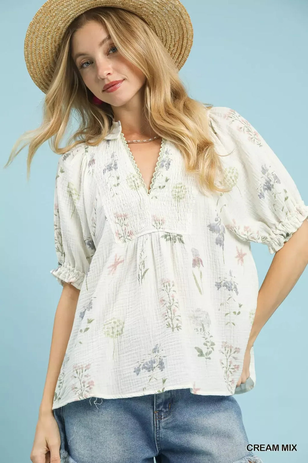 Cream mix floral cotton gauze top with V-neck and lace-trimmed detailing
