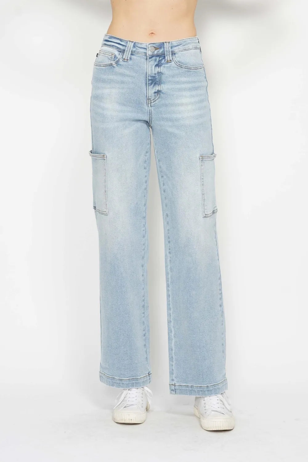 Light blue high-waist straight cargo jeans with front pockets and belt loops