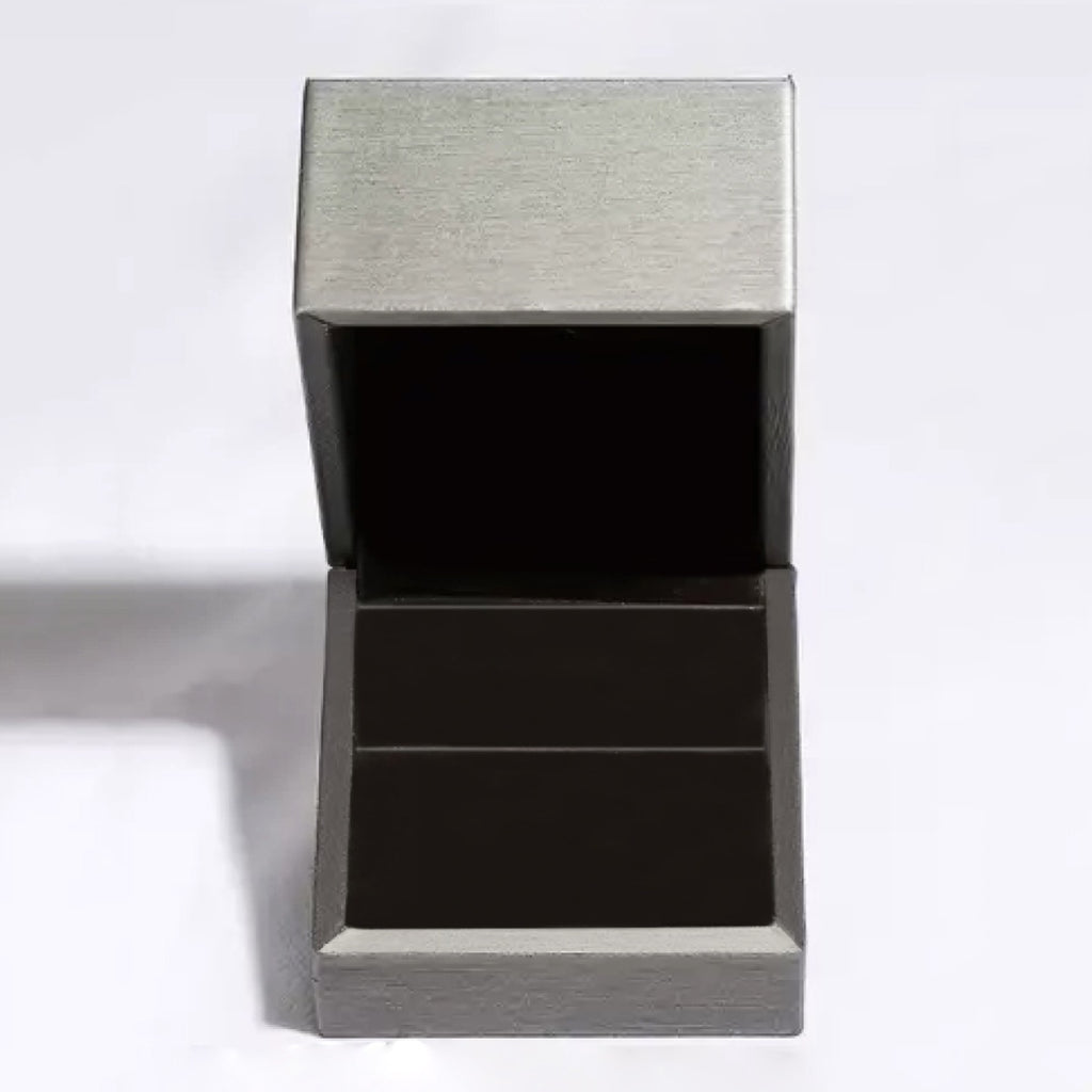 Jewelry gift box for sterling silver moissanite ring