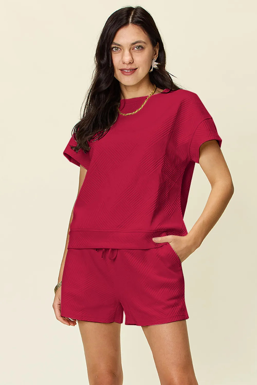 Red textured short-sleeve T-shirt and drawstring shorts set