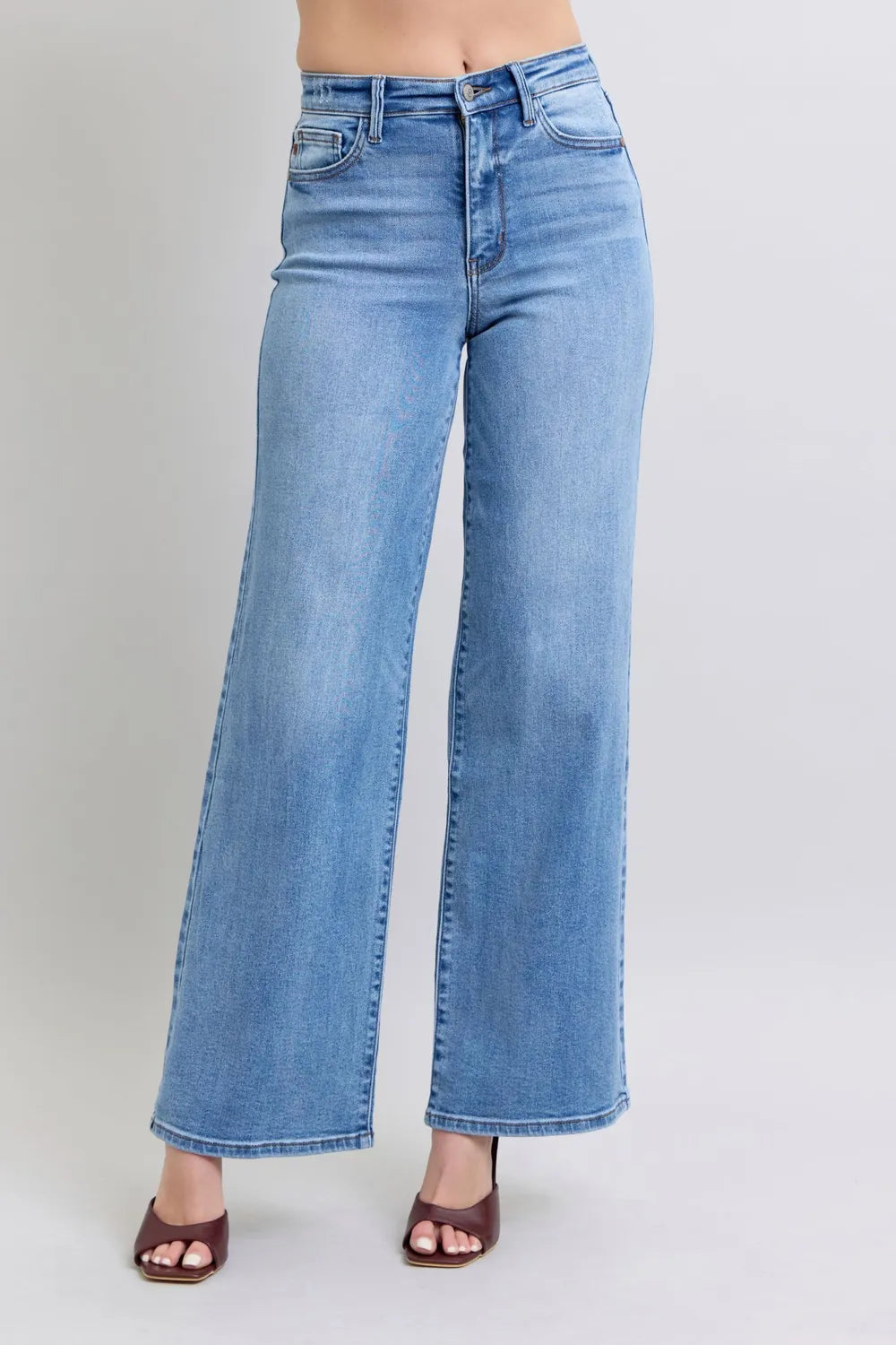 Judy Blue jeans in Medium wash, wide-leg with front pockets and belt loops