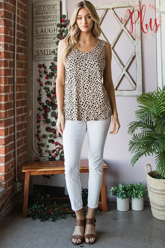 Trendsi sleeveless animal print button-front top with round neckline, khaki/black