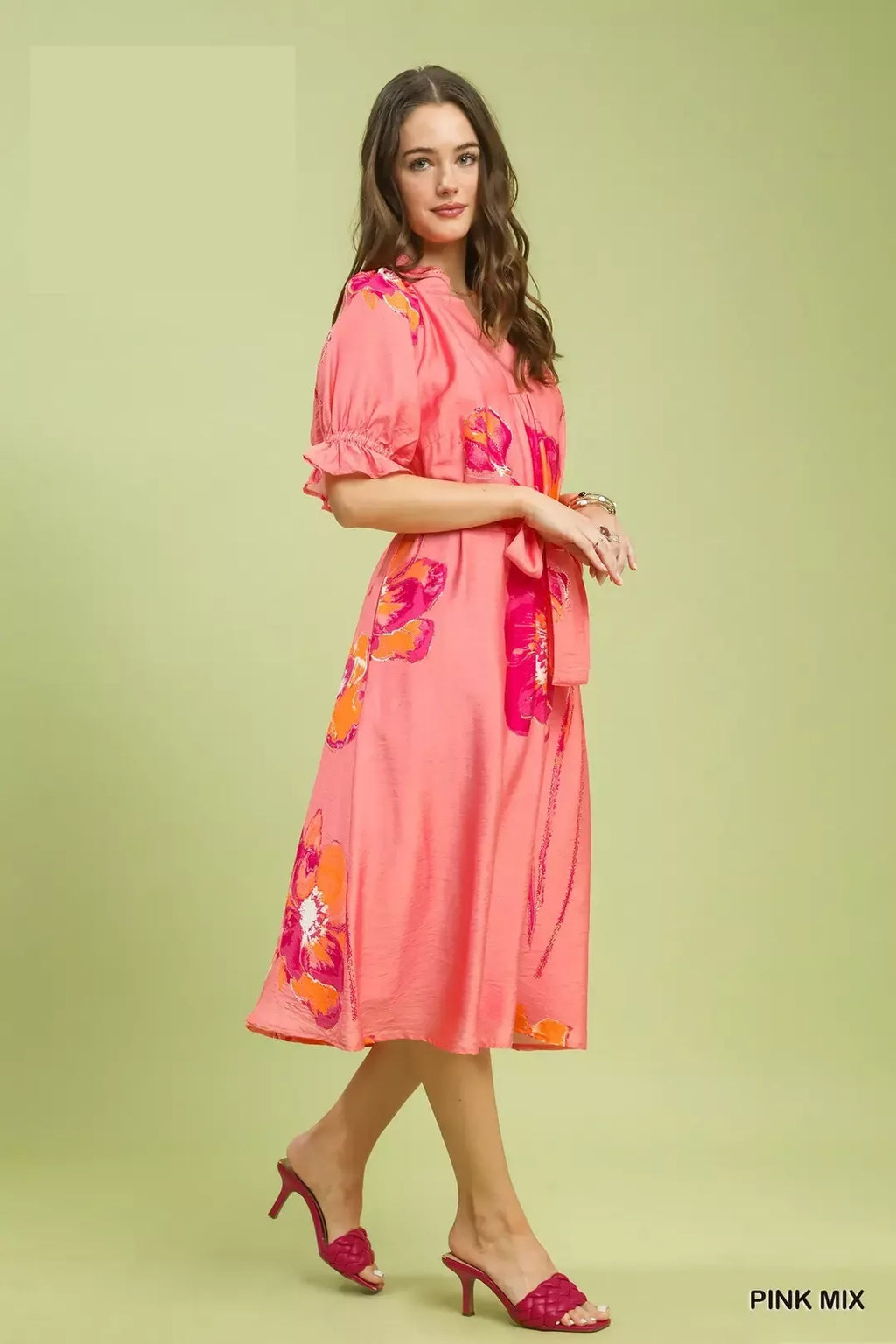 Umgee floral midi dress in pink mix, V-neck, short puff flounce sleeves, tie waist
