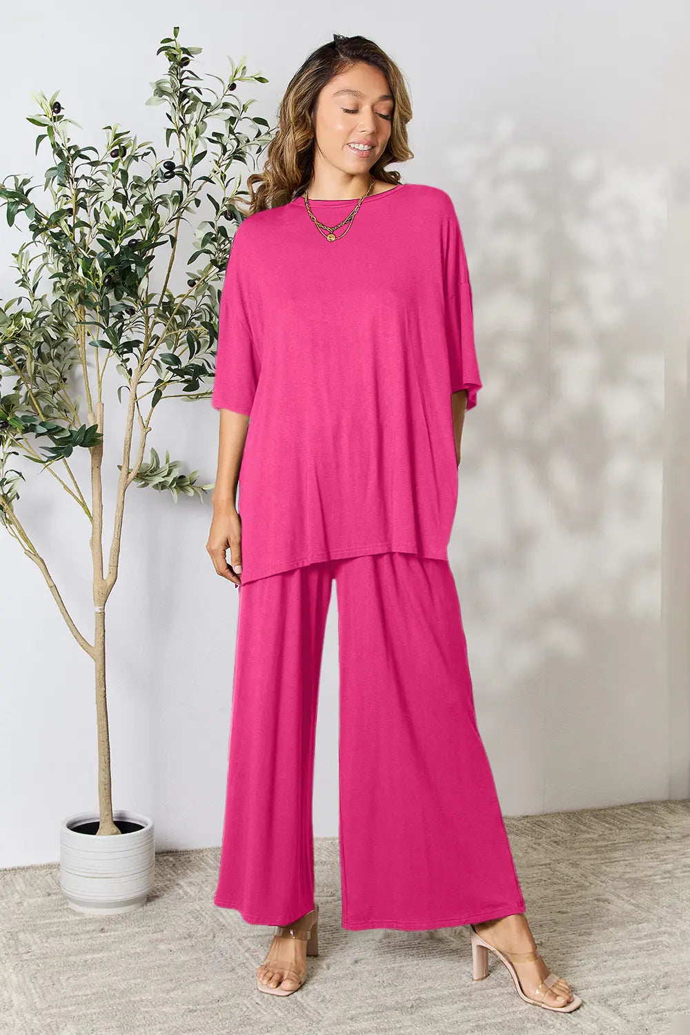 Hot pink tunic set: round-neck top w/ side slits and wide-leg pants