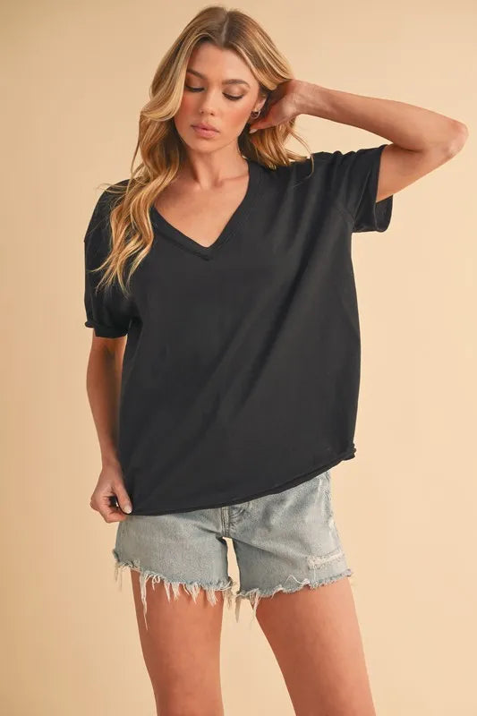 Black V-neck short-sleeve T-shirt, front drape with slightly dropped shoulders