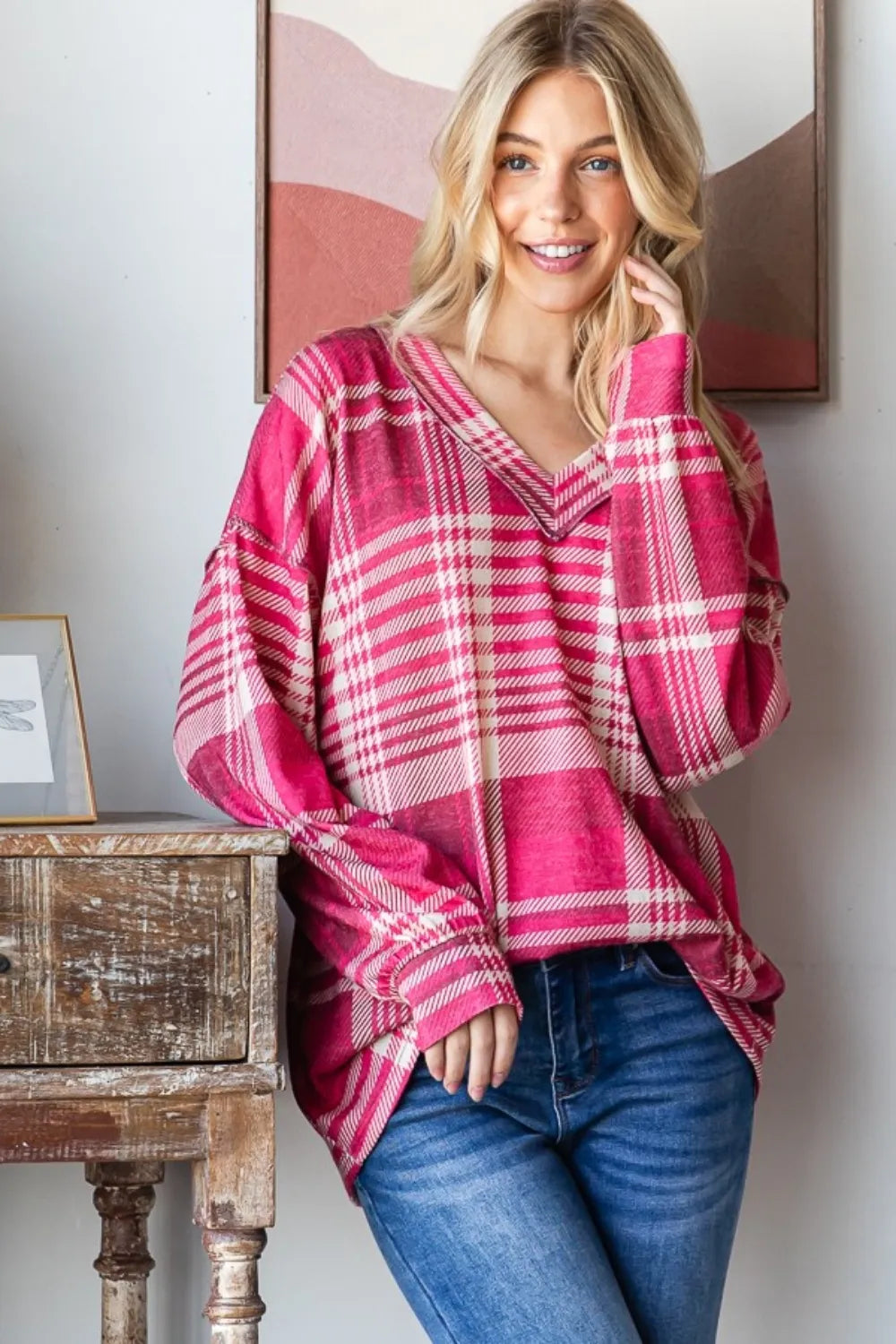 Plaid drop-shoulder V-neck T-shirt in burgundy multi, long sleeves and relaxed fit